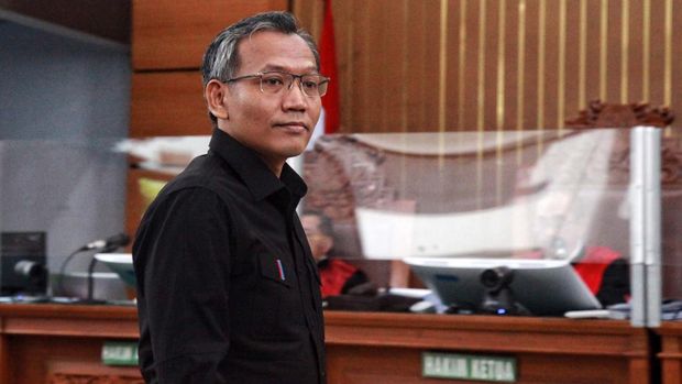 Mantan Kaden A Biro Paminal Propam Polri Agus Nurpatria divonis dua tahun penjara atas kasus perusakan CCTV sehingga membuat terhambatnya penyelidikan pembunuhan Brigadir Yosua Hutabarat di Pengadilan Negeri Jakarta Selatan, Senin (27/2/2023). Hakim menilai Agus tidak berterus terang selama menjalani proses sidang.