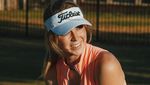 7 Pesona Grace Charis, Influencer Seksi di Dunia Golf
