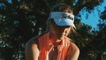 7 Pesona Grace Charis, Influencer Seksi di Dunia Golf