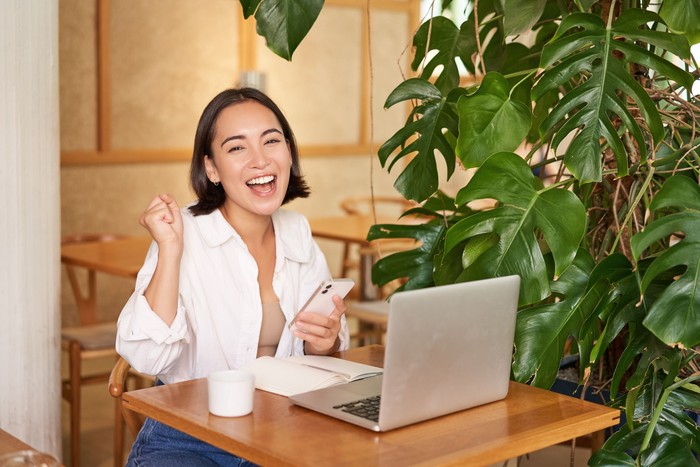 Kebiasaan Belanja Bisa Diungkap dari Zodiak, Kamu Tipe Apa? Kebiasaan Belanja Bisa Diungkap dari Zodiak, Kamu Tipe Apa?