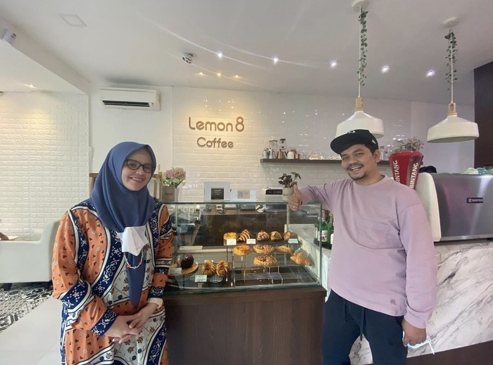 Kenangan Manis Indra Bekti dan Aldila Jelita Saat Makan Bersama Kenangan Manis Indra Bekti dan Aldila Jelita Saat Makan Bersama