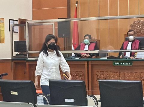Linda Pujiastuti alias Anita