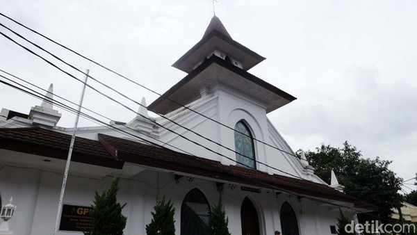 Bangunan gereja masuk sebagai salah satu cagar budaya yang dimiliki oleh Pemerintah Kota Depok.