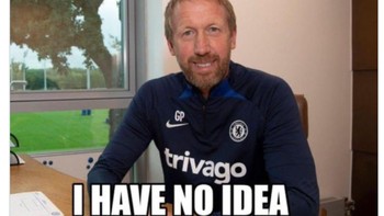 Meme Graham Potter bingung mesti pakai strategi apa lagi buat menghadapi lawan berikutnya. Foto: Twitter