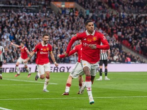 Final Carabao Cup 2022/2023: MU Kalahkan Newcastle  2-0