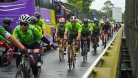 Para peserta menempuh jarah sekitar 51 kilometer. 