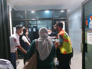 Momen Menegangkan Penumpang KRL Melahirkan di Stasiun Tugu Jogja