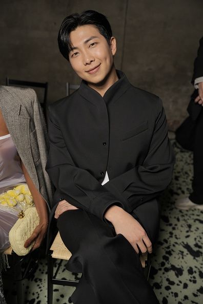 Menurut Penggemar, RM BTS Kemungkinan Bakal Jadi Brand Ambassador dari Bottega  Veneta - Tribunsolo.com