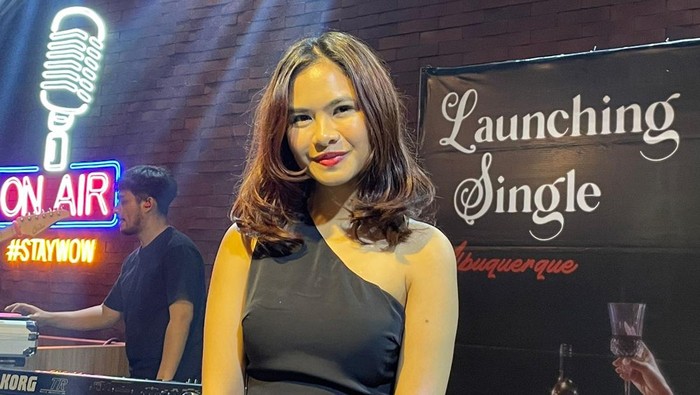 Salshadilla Juwita rilis single baru dengan bahasa Inggris.