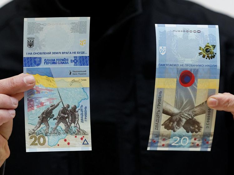 Ukraina Luncurkan Uang Peringatan Setahun Serangan Rusia