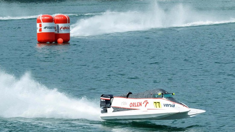 Wamenparekraf Yakin F1 Powerboat Beri Dampak Positif ke Perekonomian Wamenparekraf Angela Tanoesoedibjo apresiasi antusiasme masyarakat di acara Kejuaraan Dunia Perahu Motor Formula 1 (F1H20) Power Boat Danau Toba, Sumut.
