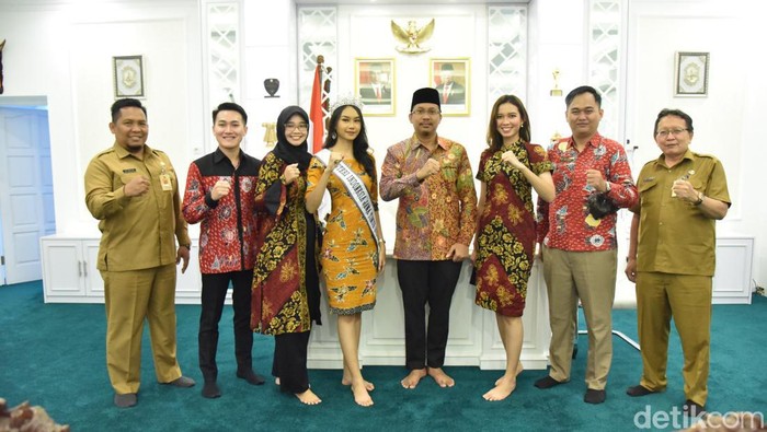 Yasinta Aurellia akan mewakili Jatim di ajang Puteri Indonesia 2023. Sebagai warga Sidoarjo, ia meminta doa restu ke Bupati Ahmad Muhdlor Ali.