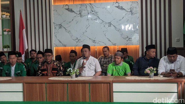 7 PAC Ansor Demak menolak hasil Konfercab dan penetapan ketua terpilih di PCNU Demak, Selasa (28/2/2023).