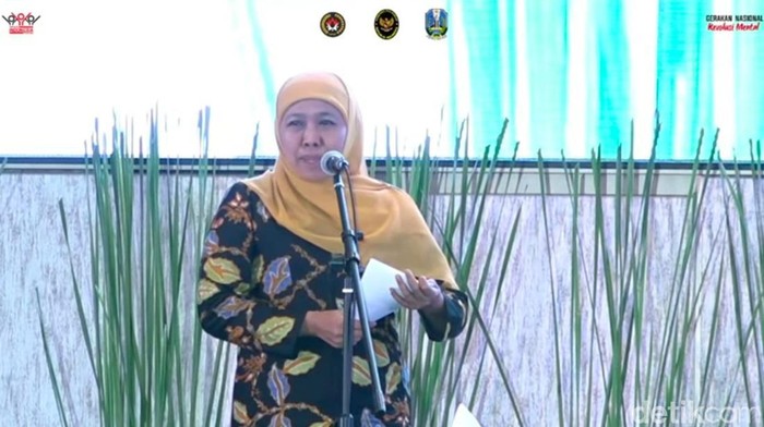 Cangkrukan Mahfud Khofifah