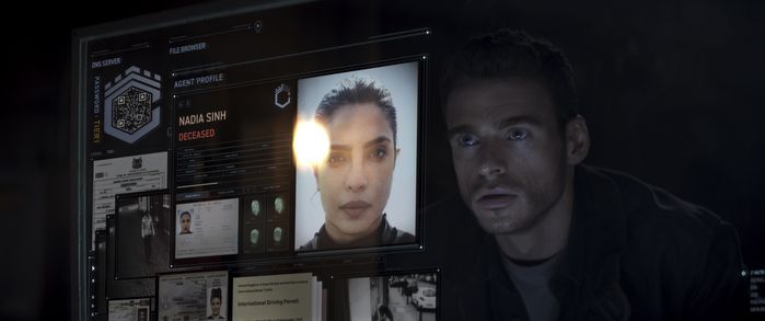 Richard Madden sebagai Mason Kane.