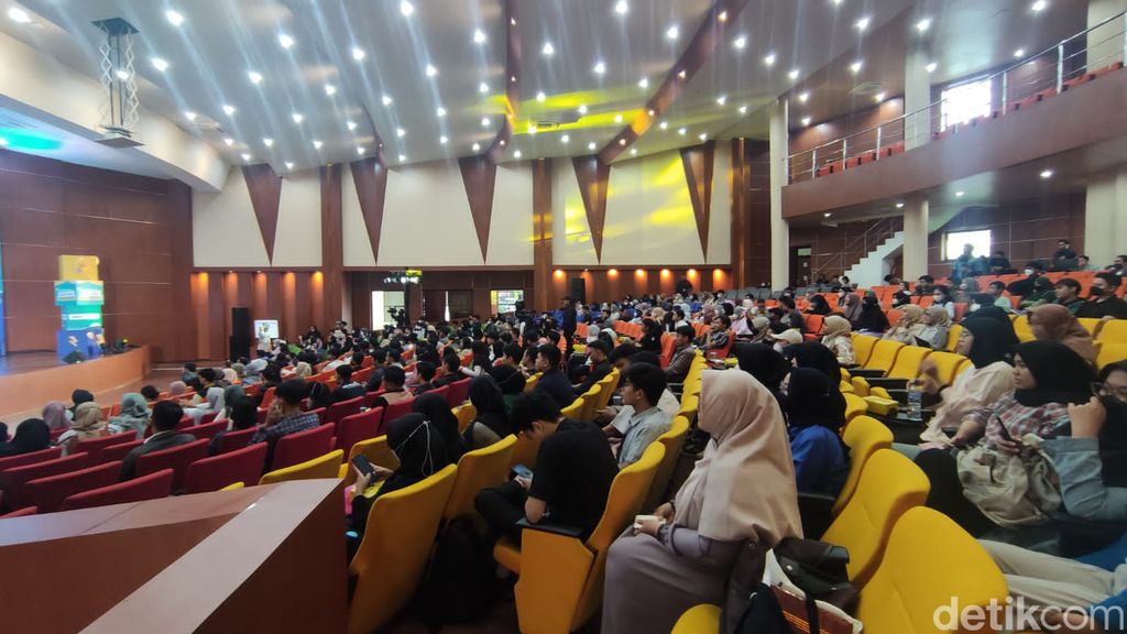 dPreneur Kelas Investasi di FEM IPB, Selasa (28/2/2023).