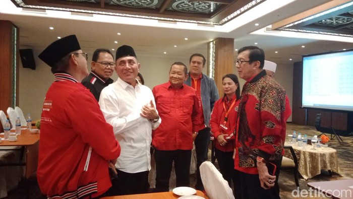 Edy Rahmayadi mengadu ke Yasonna soal PSMS Medan.