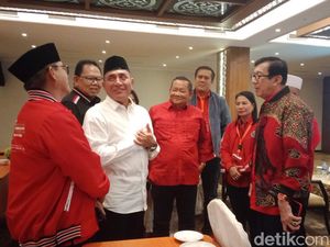 Edy Rahmayadi Ambil Formulir Pendaftaran Pilgub Sumut ke PDIP