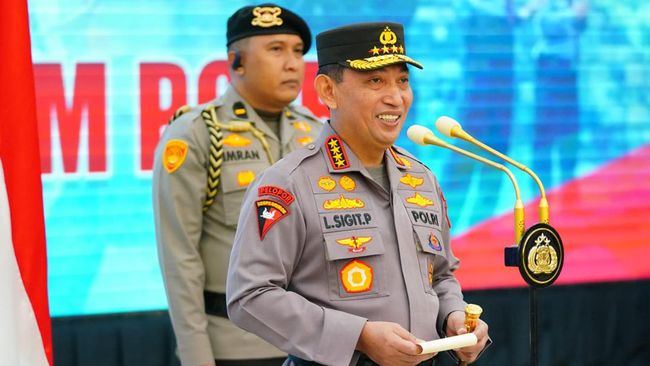 Kapolri Jenderal Listyo Sigit Prabowo memimpin sertijab Irwasum Polri