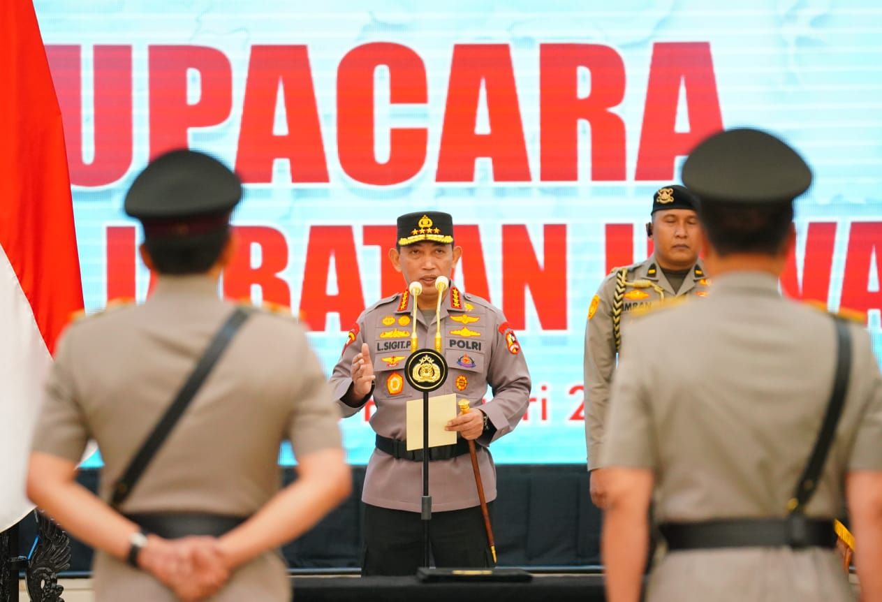 Kapolri Jenderal Listyo Sigit Prabowo memimpin sertijab Irwasum Polri