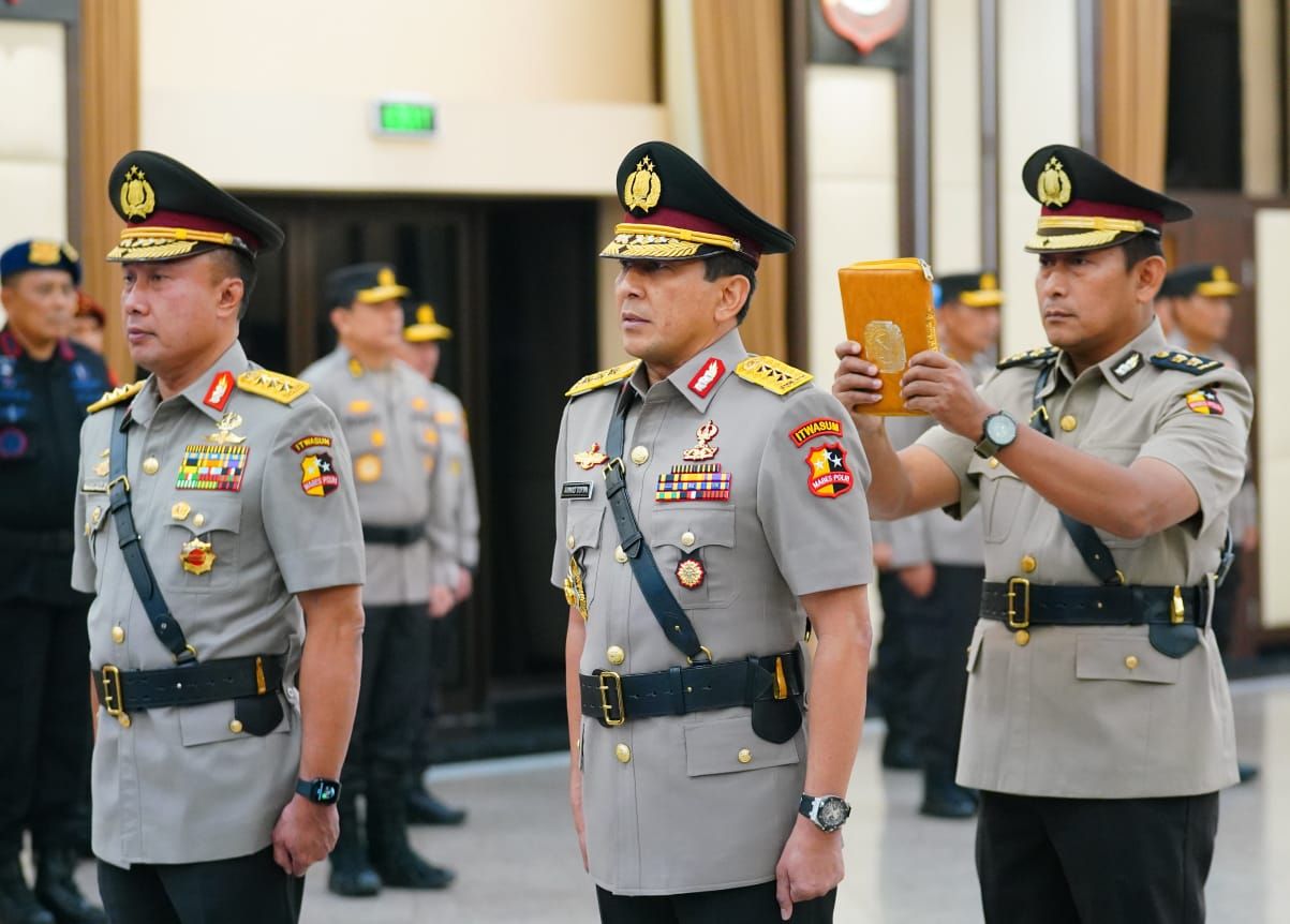 Kapolri Jenderal Listyo Sigit Prabowo memimpin sertijab Irwasum Polri