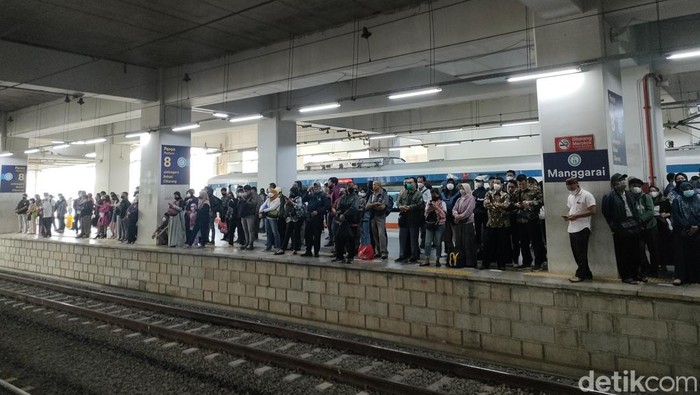 Kondisi peron di Stasiun Manggarai, 28 Februari (Dwi R/detikcom)