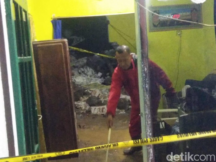 Longsor menewaskan nenek di Malang