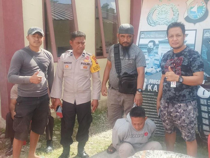 Pria bernama Baco (42) di Kabupaten Mamuju, Sulawesi Barat (Sulbar) ditangkap usai menikam karyawan tempat karaoke bernama Darwis (30) hingga tewas.
