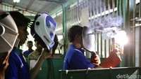 Perangkat yang disediakan dari program Corporate Sosial Responsibility (CSR) PT Perta Arun Gas tersebut untuk memajukan pendidikan dan kesejahteraan masyarakat.
