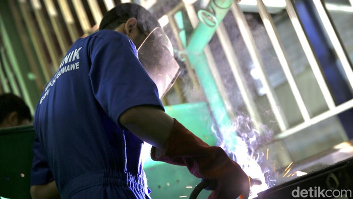 Pengolahan minyak dan gas bumi merupakan prodi yang digemari di Politeknik Negeri Lhokseumawe (PNL), Aceh. PNL mendapat bantuan alat pendidikan dari PT Perta Arun Gas.