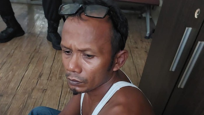 Pelaku yang kedapatan membawa sabut 4 kg di Bandara Kualanamu (Foto: Istimewa)