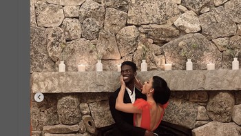 Phoebe yang berusia 20 tahun, berpacaran dengan seorang pria bernama Robert Ross. Robert kabarnya adalah temannya di kampus Stanford sebelum jadi sepasang kekasih. Foto: Twitter