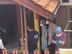 Polisi Olah TKP 2 Wanita Dicor di Rumah di Bekasi