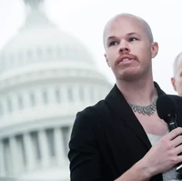 Karena kasus ini, Sam dipecat pada Desember. Pria 35 tahun itu sebelumnya ditunjuk sebagai kepala manajemen bahan bakar nuklir di Departemen Energi. Foto: dok. Getty Images