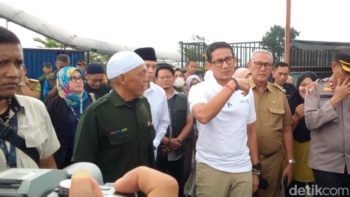 Sandiaga Uno saat mendatangi Kabupaten Kuningan