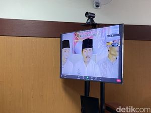 Sidang Komplotan Dukun Sianida Sukabumi Ditunda 3 Pekan