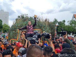 Eri Targetkan Pengelolaan Sampah 100% pada 2025 Usai Raih Adipura Kencana
