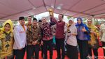 Potret Arak-arakan Adipura Kencana 2022 Disambut Meriah Warga Surabaya