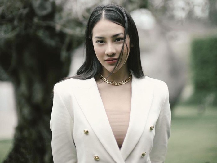 Anya Geraldine Anya Geraldine menghadiri pernikahan kakak Mario Dandy.