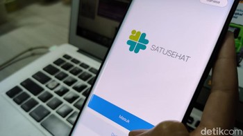 Setelah itu, pilih masuk atau login. Foto: Agus Tri Haryanto/detikINET