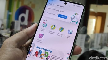 Sejauh ini fitur yang tersedia di SatuSehat Mobile tidak jauh berbeda dengan era PeduliLindungi, ada fitur check-in sampai download sertifikat vaksin. Foto: Agus Tri Haryanto/detikINET