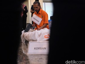 Diungkap di Sidang, Ini Percakapan Ecky dan Angela Berujung Pembunuhan