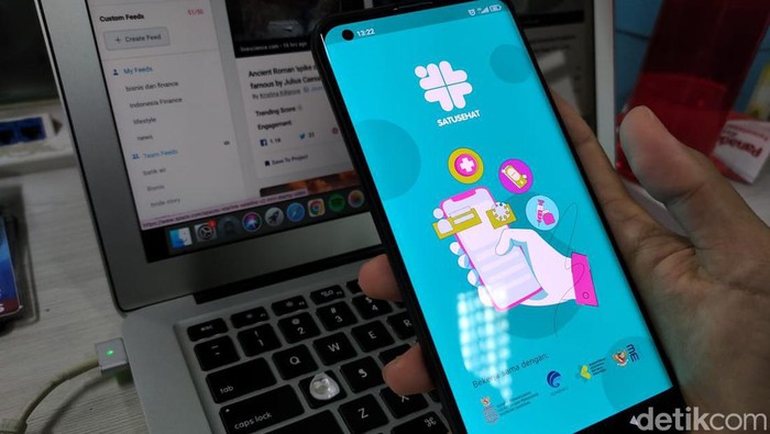 Aplikasi SatuSehat sudah bisa digunakan per 1 Maret 2023 ini. Aplikasi tersebut menggantikan fungsi PeduliLindungi yang menyediakan data kesehatan masyarakat.