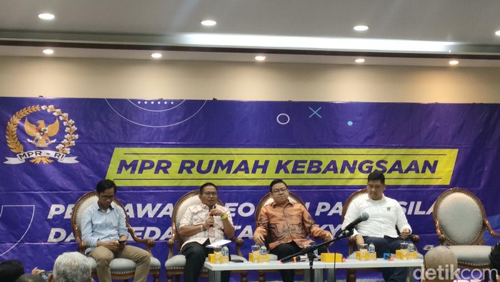 Diskusi bertajuk 