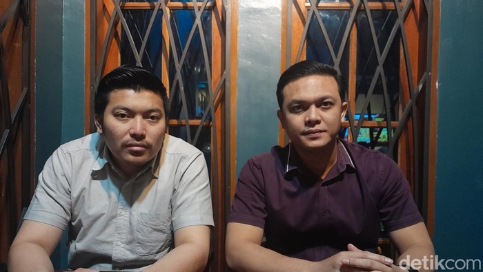 Dua anggota DPRD Medan, Habiburrahman Sinuraya (kiri) dan David Roni Ganda Sinaga (kanan)