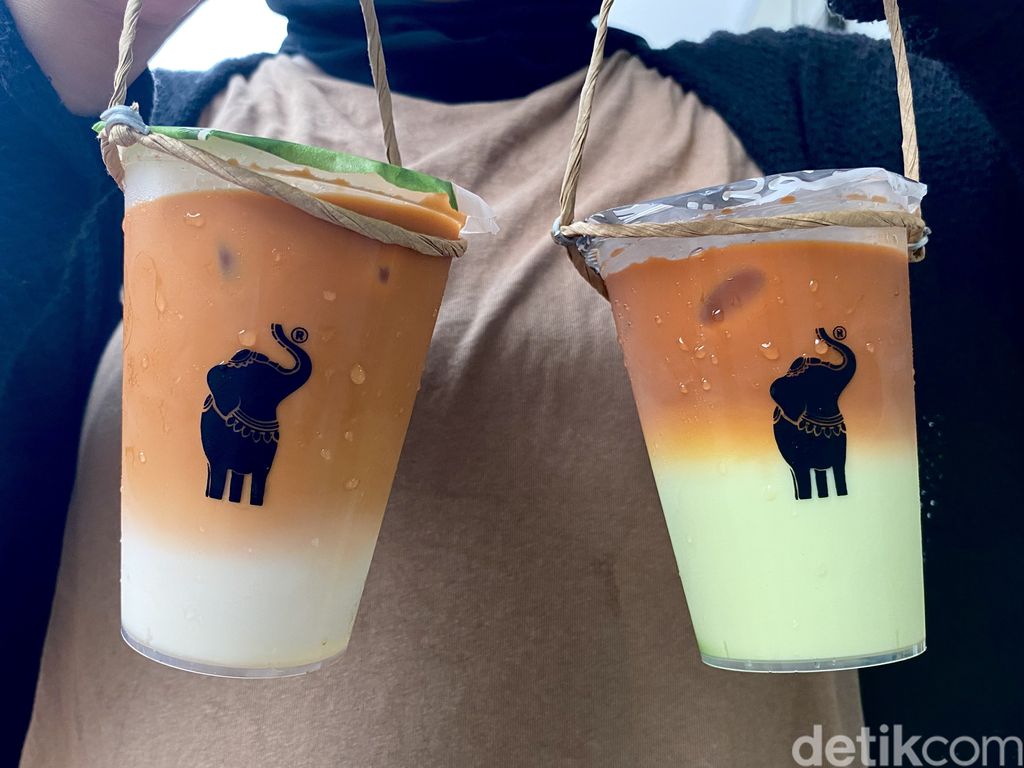 Dum Dum Cafe; sajikan menu teh klasik hingga es krim soft serve rasa Thai tea dengan beragam topping