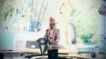 Gaya Jokowi Pakai Rompi Adat Saat Resmikan Groundbreaking PLTA di Kaltara