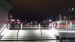 Mall Terbesar di Hong Kong Itu Spot Foto Paling Romantis