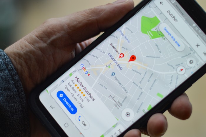 Ilustrasi share lokasi dengan google maps.