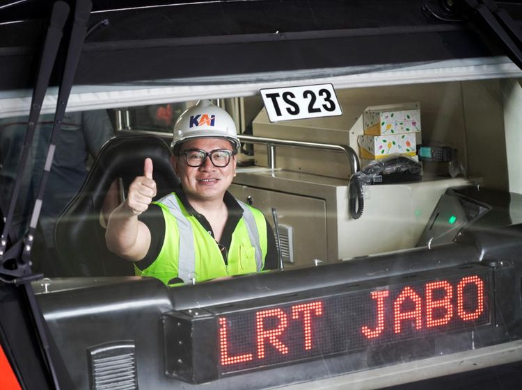 Wusss.. Mulai Juli, Cibubur-Sudirman Tembus 33 Menit Pakai LRT